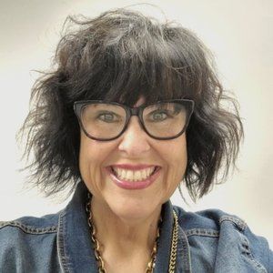 Meet your Posher, Misti